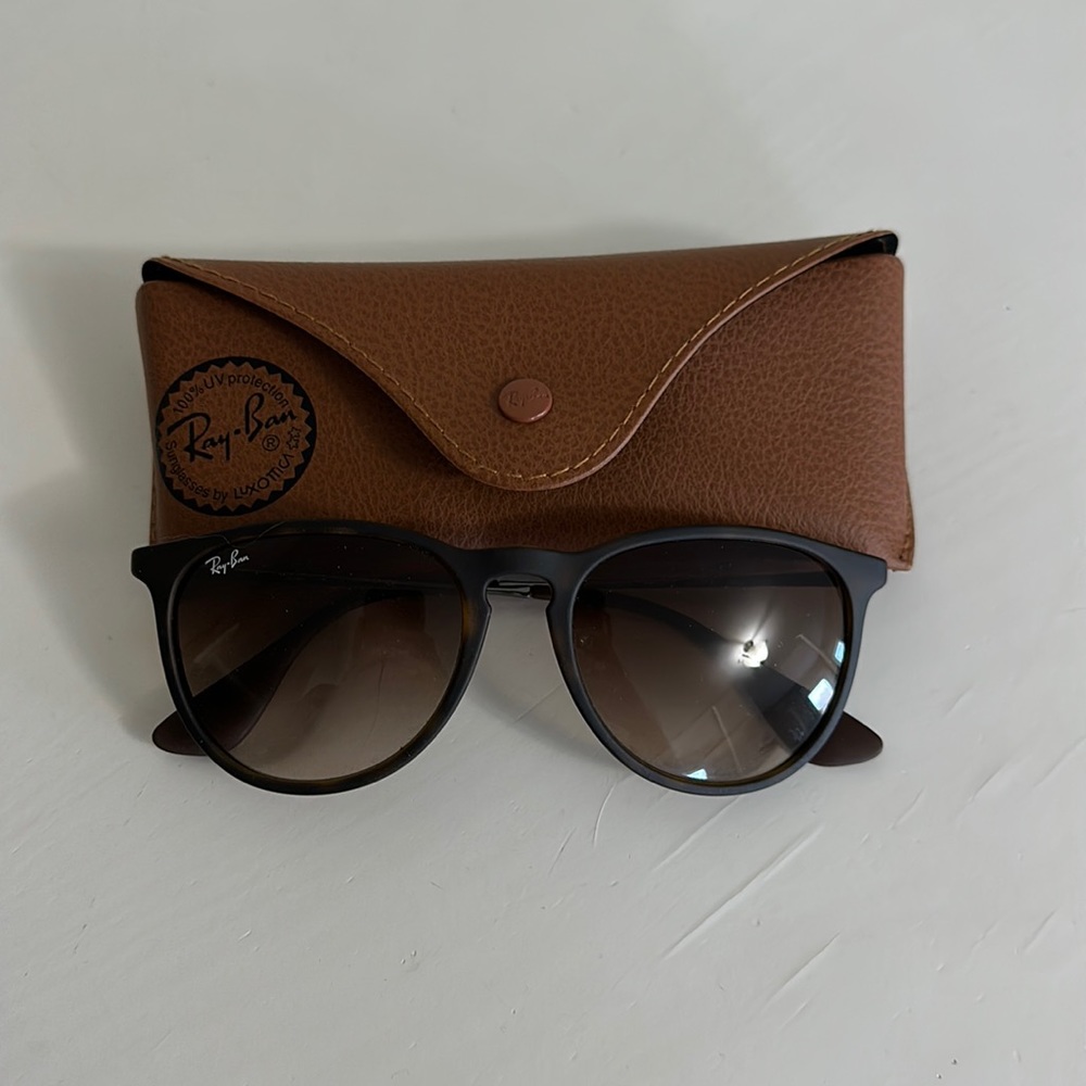 RAY BANS